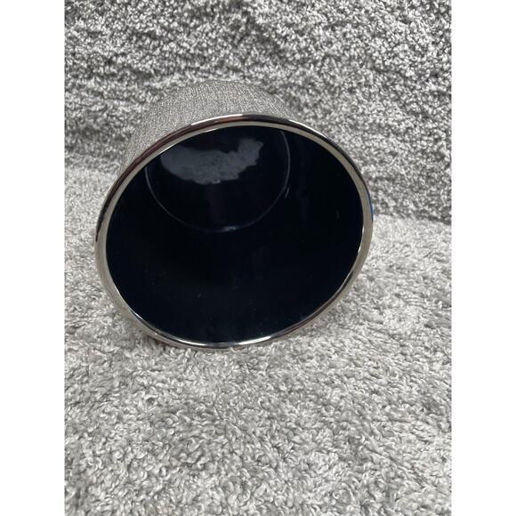 Silver Cylinder Shape Planter Pot Vase Solid 7" Height - Picture 11 of 12